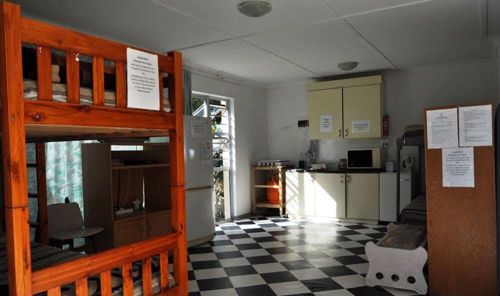 Amakaya Backpackers Travellers Accommodation Plettenberg Bay Bagian luar foto